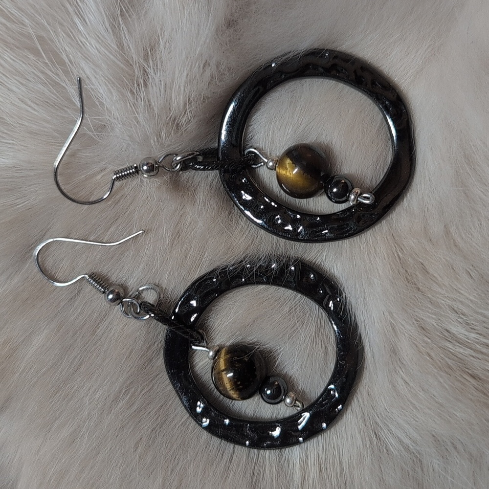 EUC Elegant Dangly Earrings